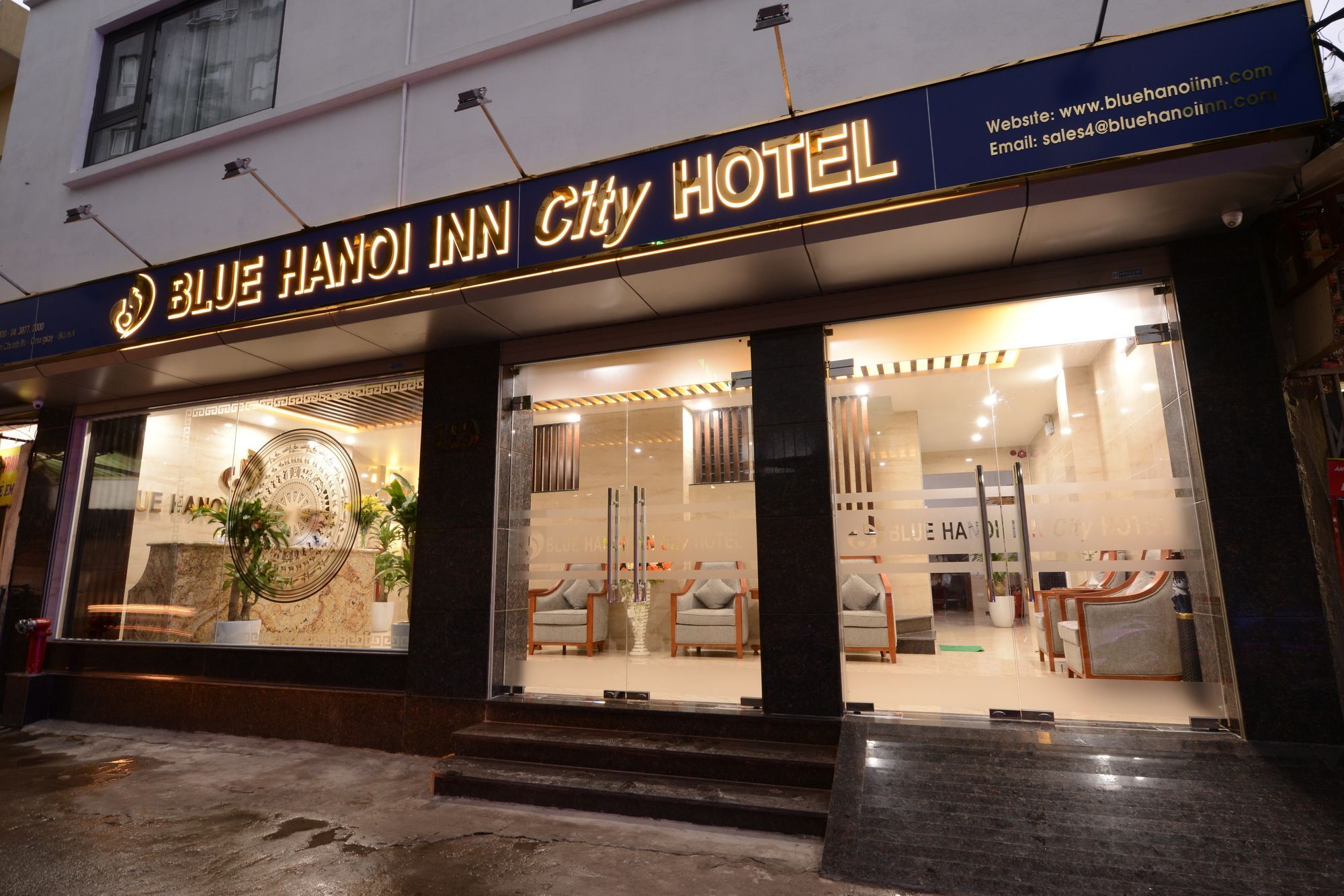 Blue Hanoi Inn City Hotel Buitenkant foto