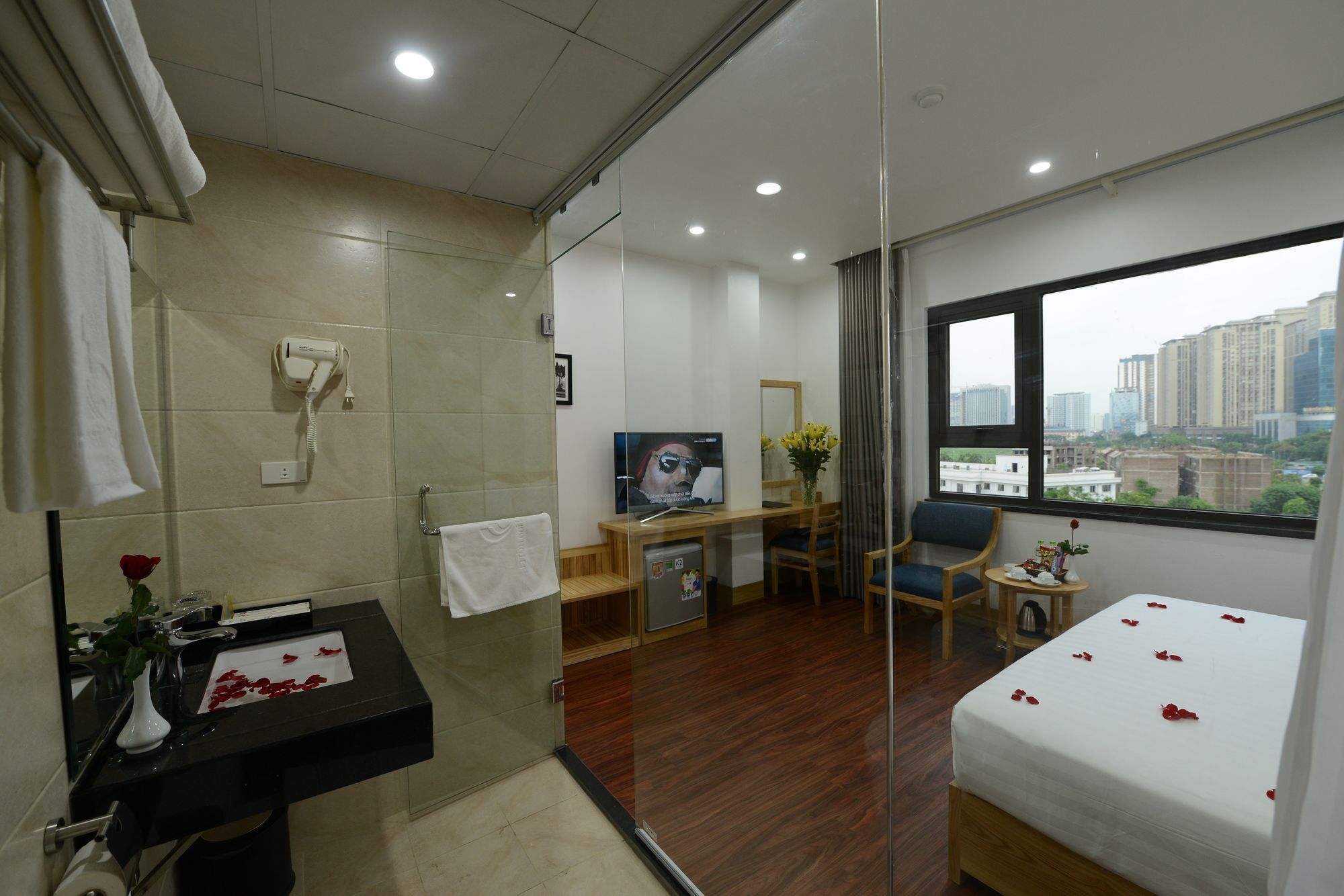 Blue Hanoi Inn City Hotel Buitenkant foto